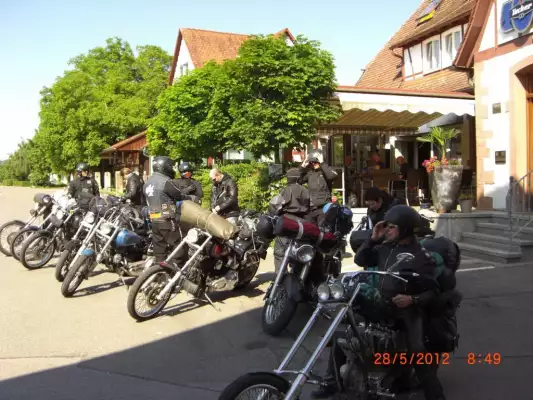 Motorrijders bij Hotel - Restaurant Sonneck