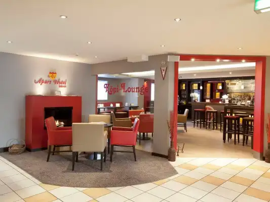 De gezellige Köpi Lounge waar je wat kunt drinken na een dag motorrijden