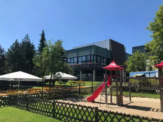 Het terras van AHORN Waldhotel Altenberg Het terras van AHORN Waldhotel Altenberg