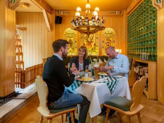 Het restaurant van Best Western Ahorn Hotel Oberwiesenthal Het restaurant van Best Western Ahorn Hotel Oberwiesenthal