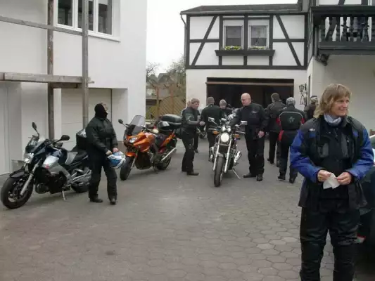 Plek genoeg voor alle motoren!