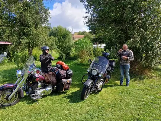 Motorrijders bij Camping Comme Ca