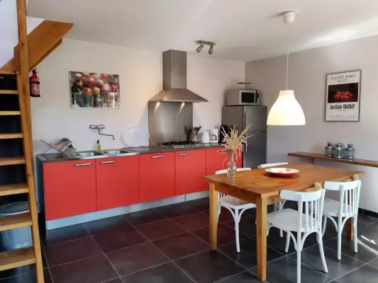 De keuken van gite malaup bij Les Glycines De keuken van gite malaup bij Les Glycines