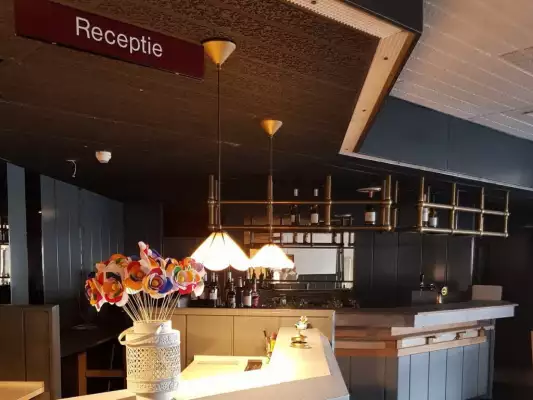 De receptie van City Hotel Winschoten