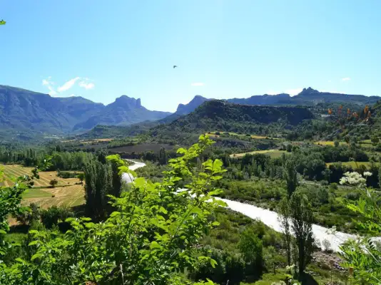 Motorrijden in de schitterende omgeving van de Pyreneeën